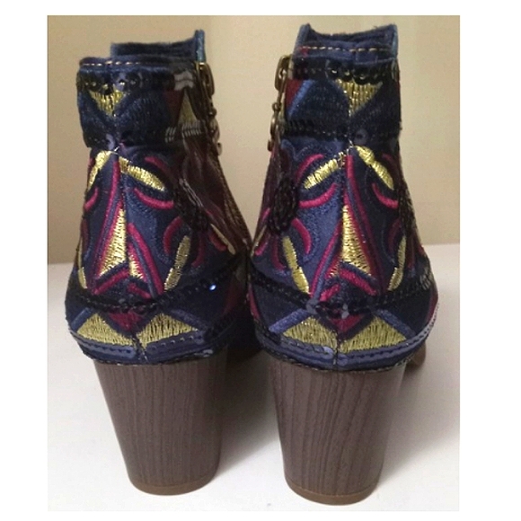 Desigual Ankle Boot Size 6.5 (EU 37) - Picture 4 of 7